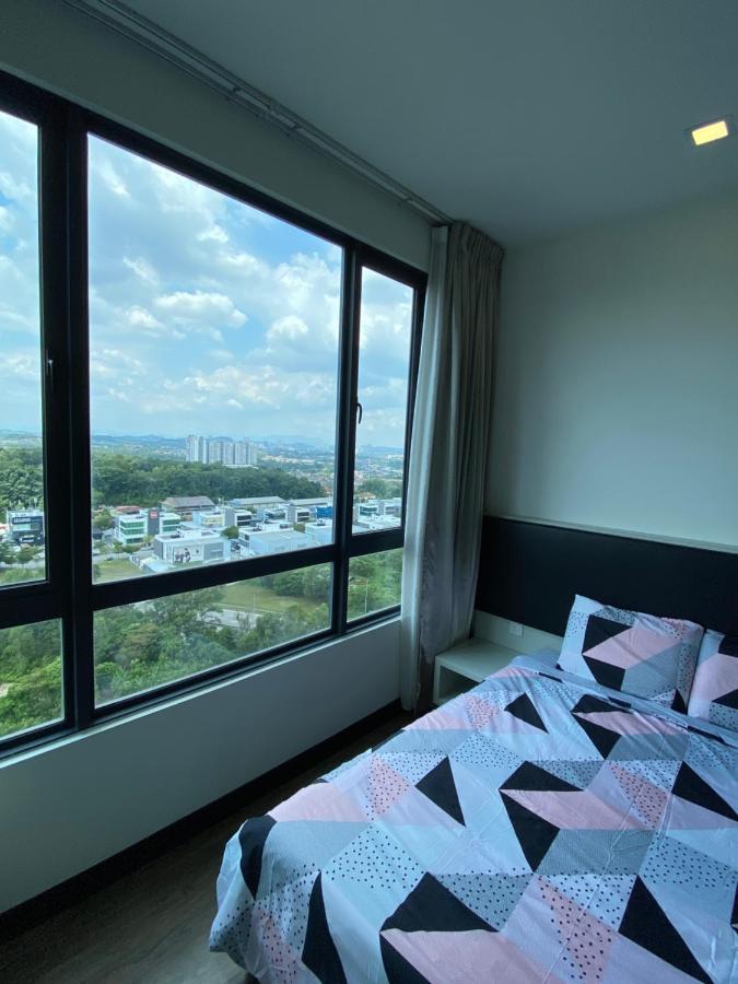 Landmark Residence 2, Studio For 2 Pax, High Floor, Nice View, Free Parking, Budget Stay กาจัง ภายนอก รูปภาพ