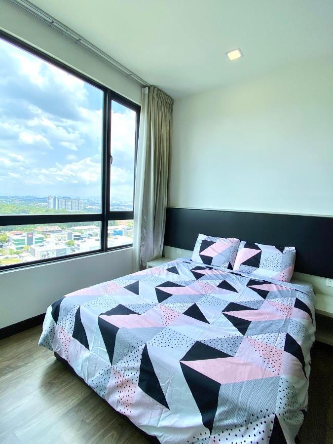 Landmark Residence 2, Studio For 2 Pax, High Floor, Nice View, Free Parking, Budget Stay กาจัง ภายนอก รูปภาพ